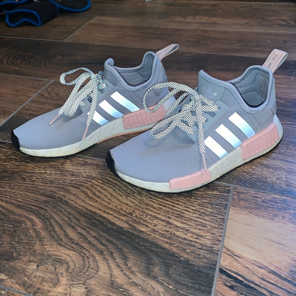 Grey and pink Adidas NMD R1 tennis shoes - size 7